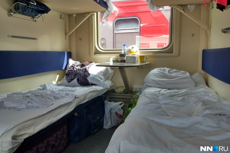 Фирменный поезд «Нижегородец» 035г