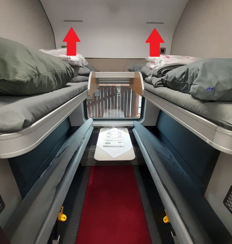 Поезд Карелия двухэтажный св