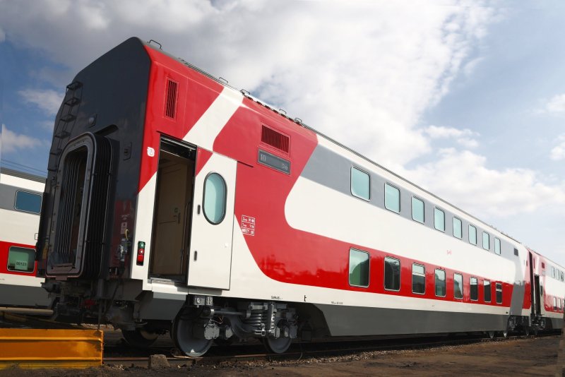 Поезд Карелия двухэтажный