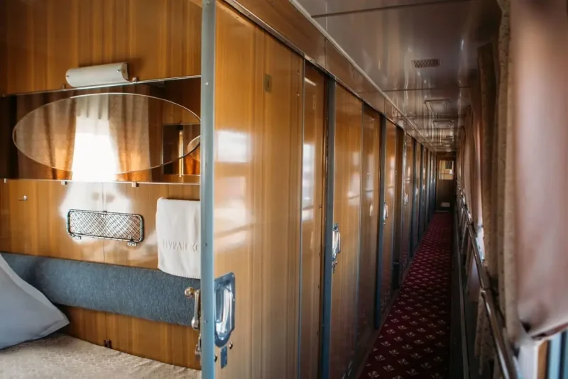 Плацкарт Люкс (св) купе