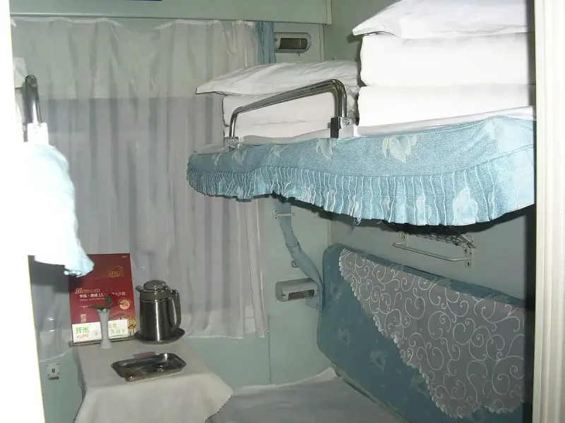 Поезд изнутри