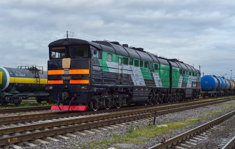 2тэ116 875