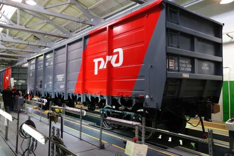 Грузовой вагон РЖД полувагон