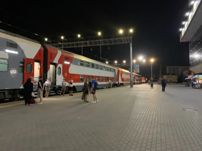 Поезд 029у Санкт-Петербург Белгород двухэтажный