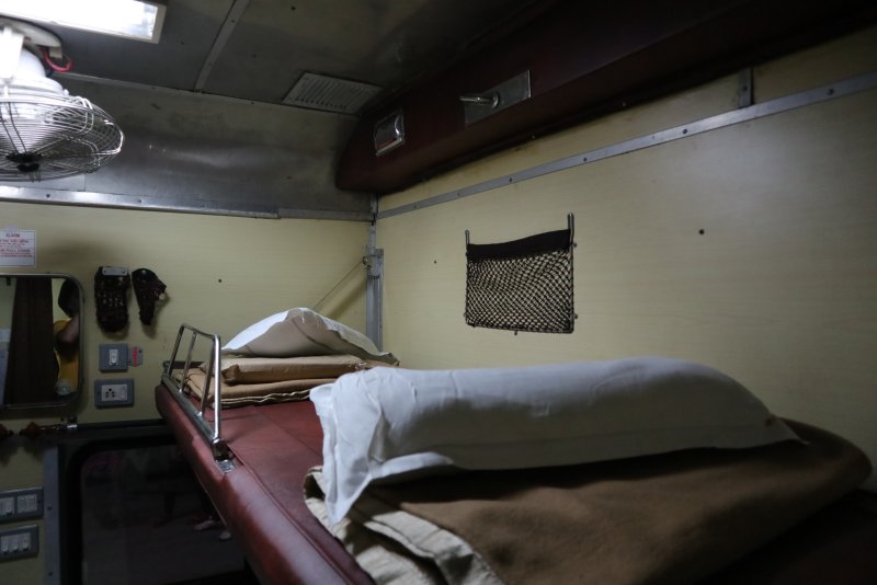 Поезд Ласточка Сапсан Стриж