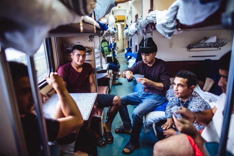 Парень в поезде