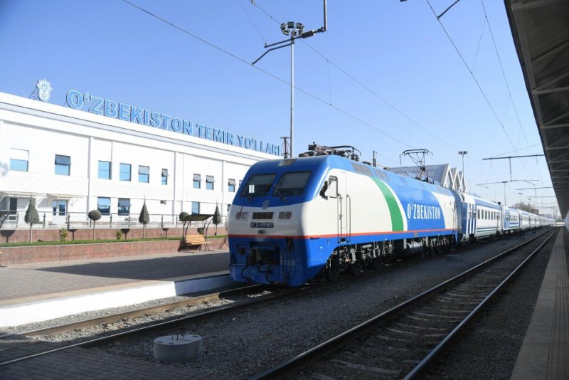 Поезд Афросиаб Ташкент Самарканд