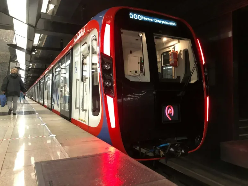 Метропоезд Москва 2020