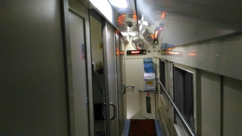 РЖД 104в Адлер Москва двухэтажный штабной вагон