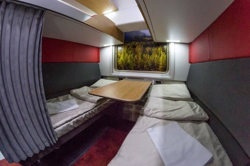 Поезд 018а Карелия двухэтажный