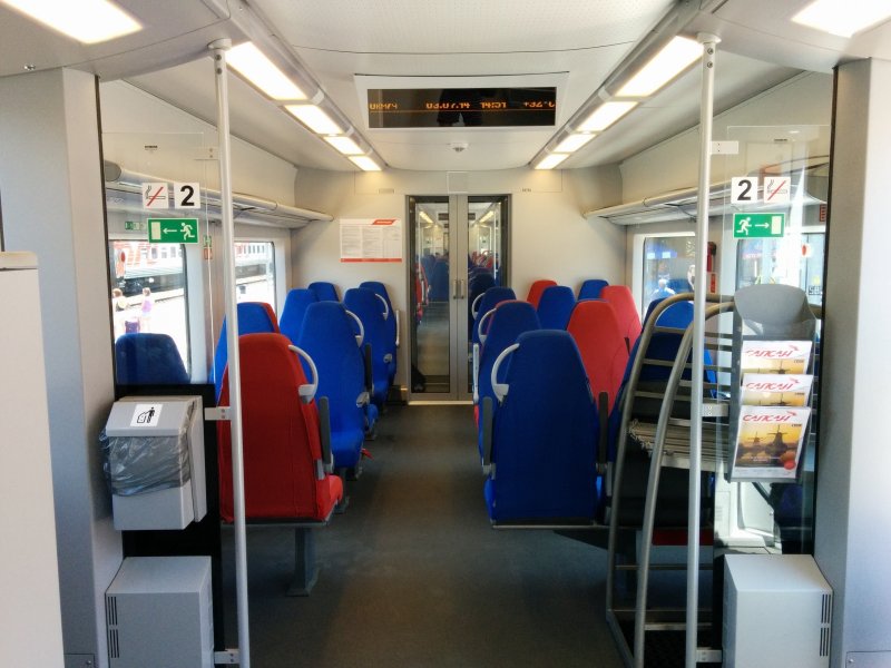 Поезд Ласточка Сочи салон