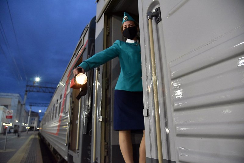 Поезд Таврия Астрахань Симферополь