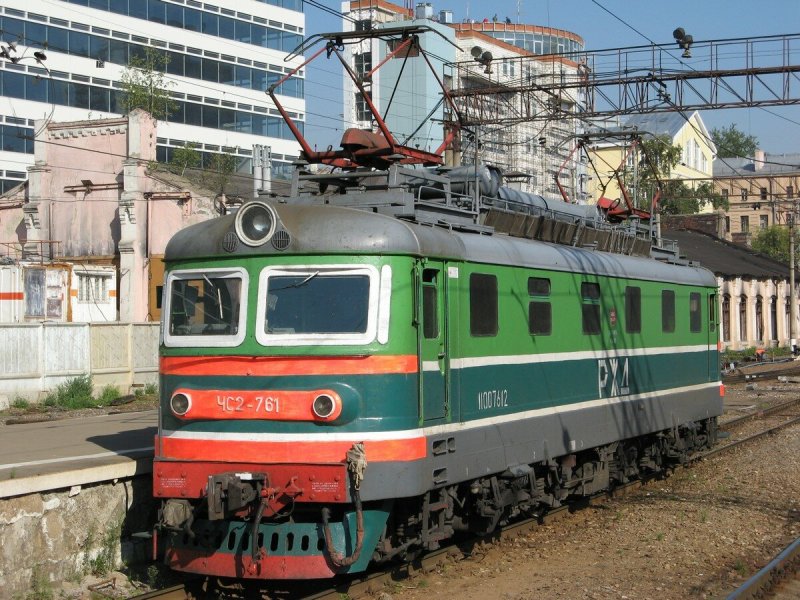 Пассажирский электровоз чс2т