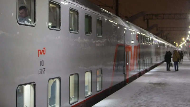 Поезд 005а Санкт-Петербург Москва двухэтажный