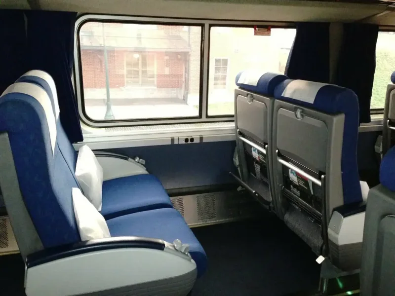 Amtrak Train купе