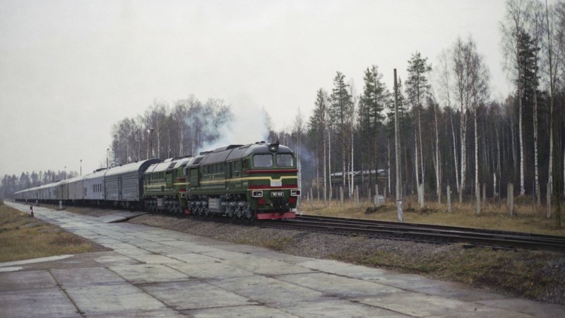Боевой Железнодорожный ракетный комплекс БЖРК 15п961 молодец