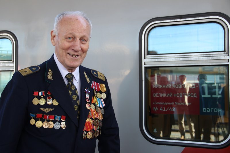 Поезд 042 Москва Великий Новгород легендарный Маресьев