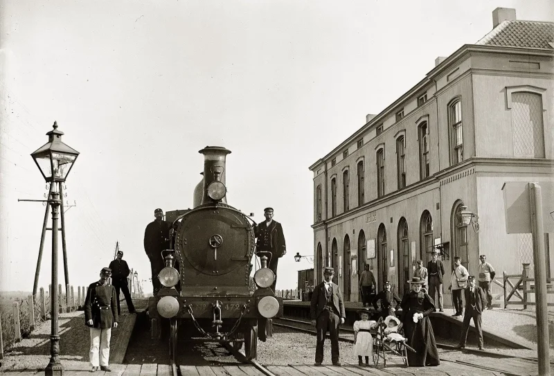 1834 Халасток