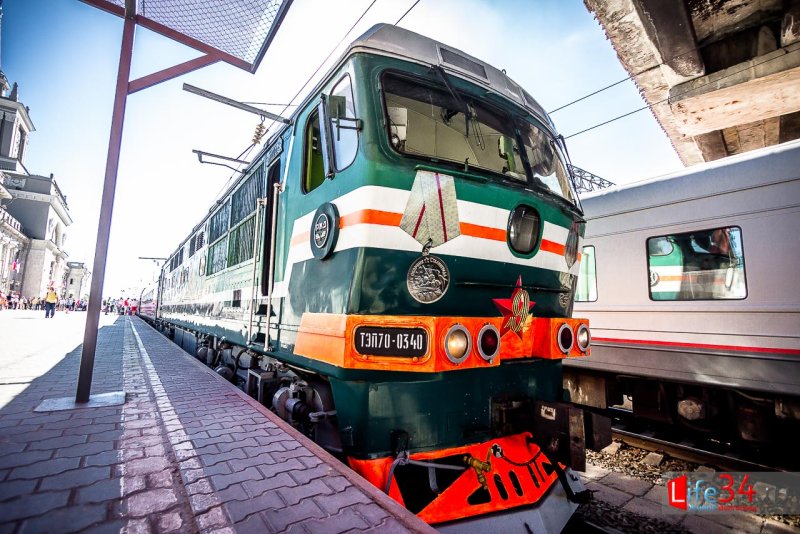 Скоростной поезд TGV Франция