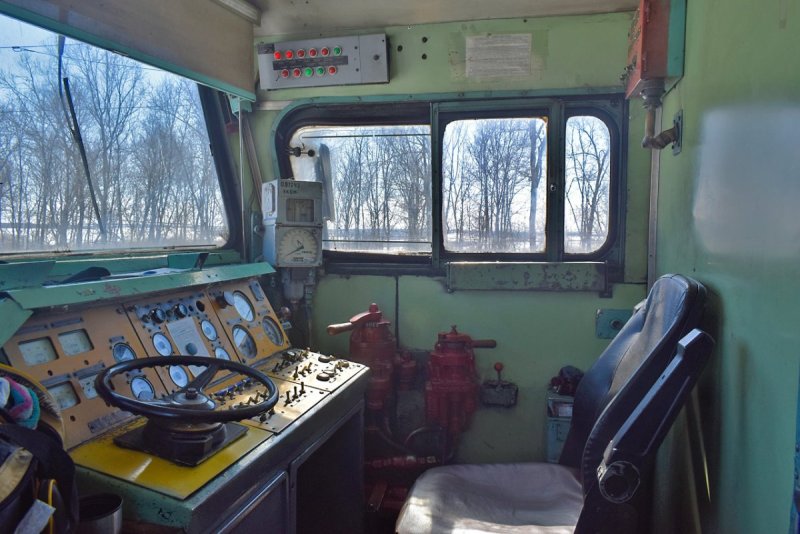Кабина тепловоза 2м62