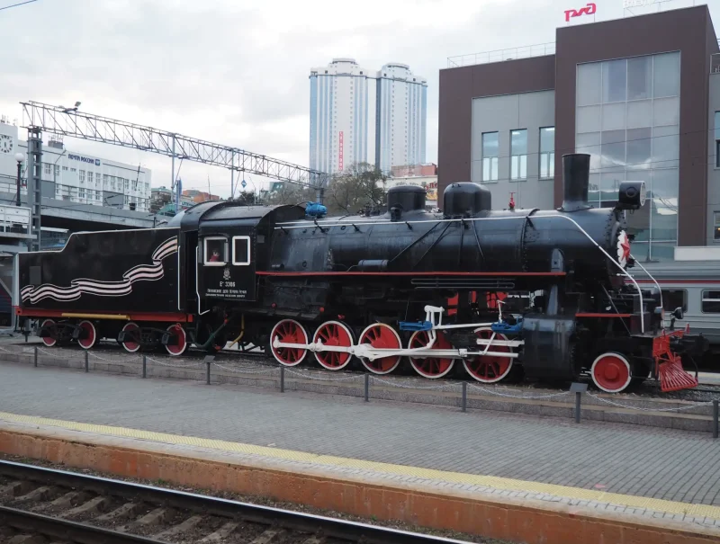 Памятник паровоз Хабаровск