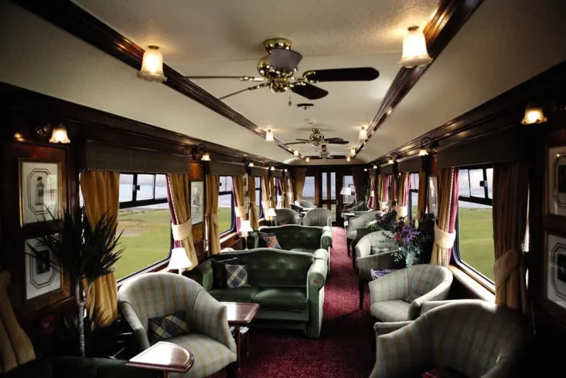 Royal Scotsman поезд