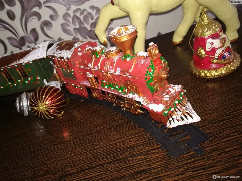 Паровоз из фикс прайс с доминошками