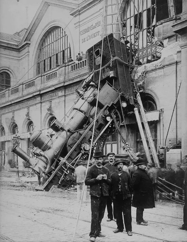 Крушение поезда на вокзале Монпарнас Париж 1895