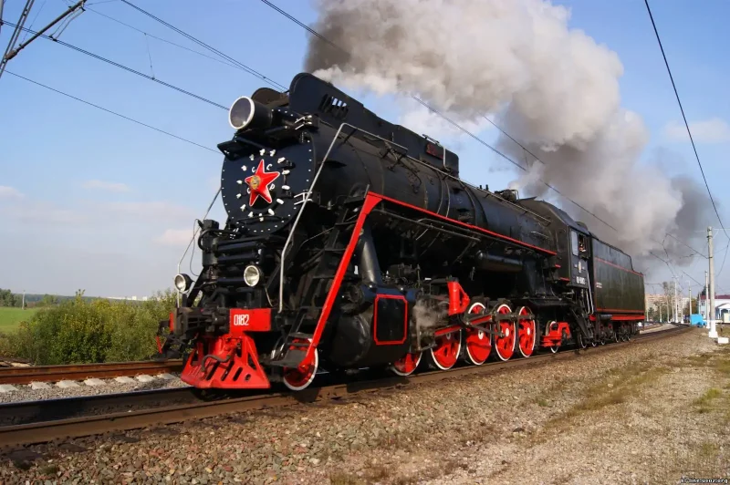 Паровоз лв 0182