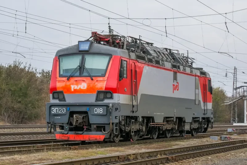 Электровоз эс5к Ермак