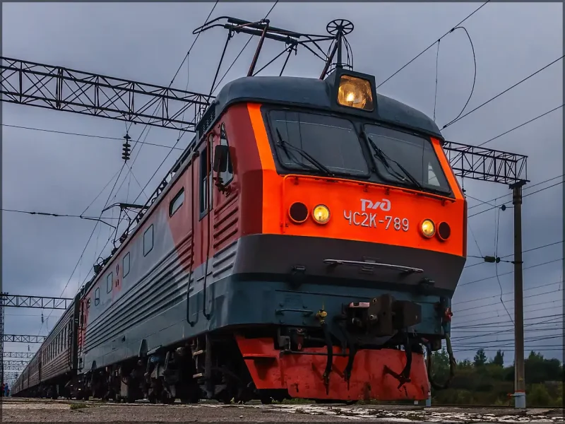Грузовой электровоз вл11м