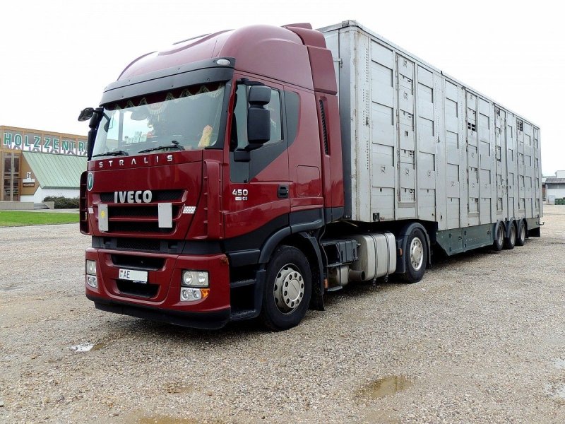 Iveco Stralis 570xp 4x2 Scuderia Ferrari Emotional Truck 2016 года