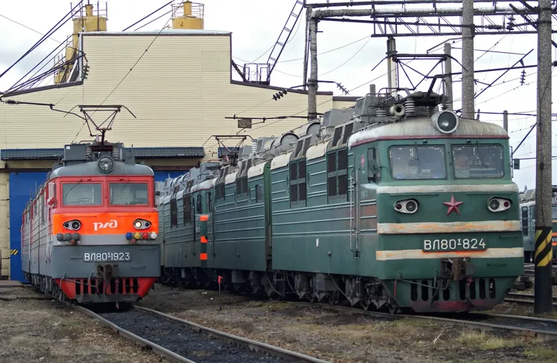 Поезд электровоз вл 80