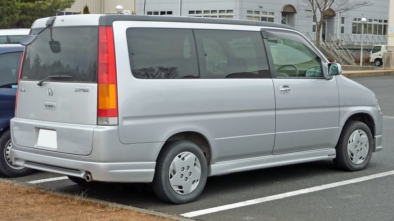 Honda минивэн Stepwgn 2020