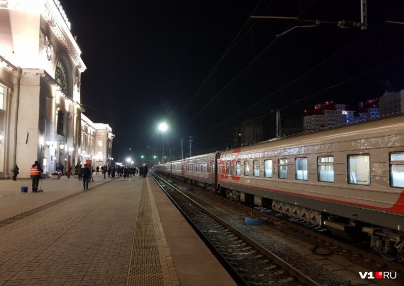 Поезд фирменный Лотос Астрахань Москва