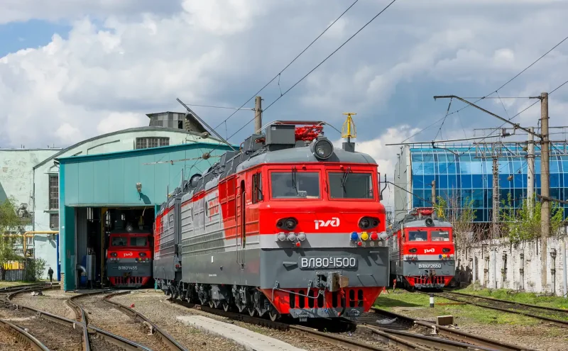 Электровоз вл80с 1129