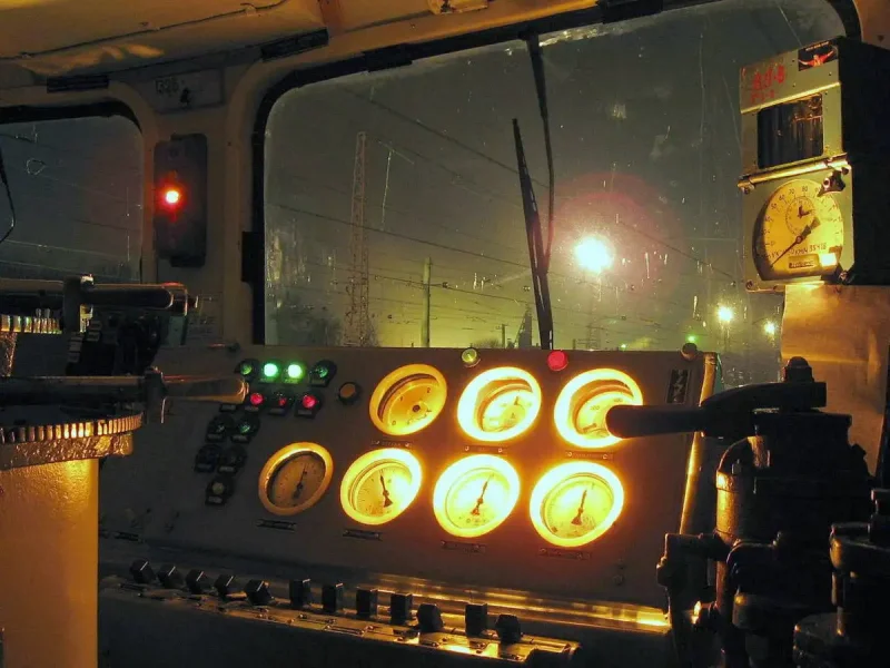 Прожекторы локомотивов