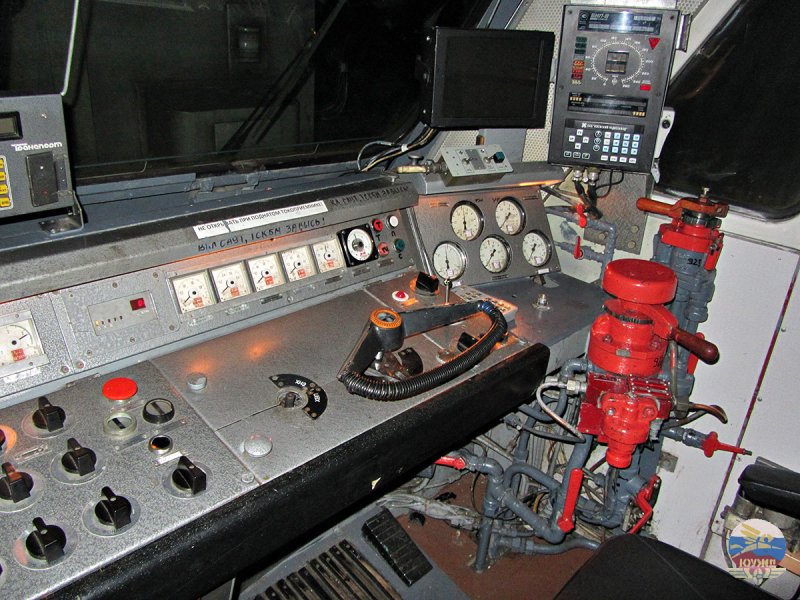 Кабина чс7 055