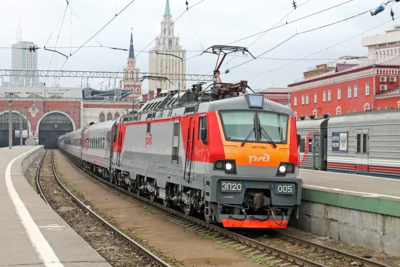 Локомотив эп20