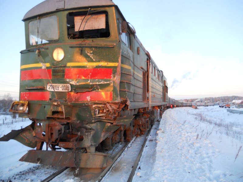 Чс2 электровоз разбитый