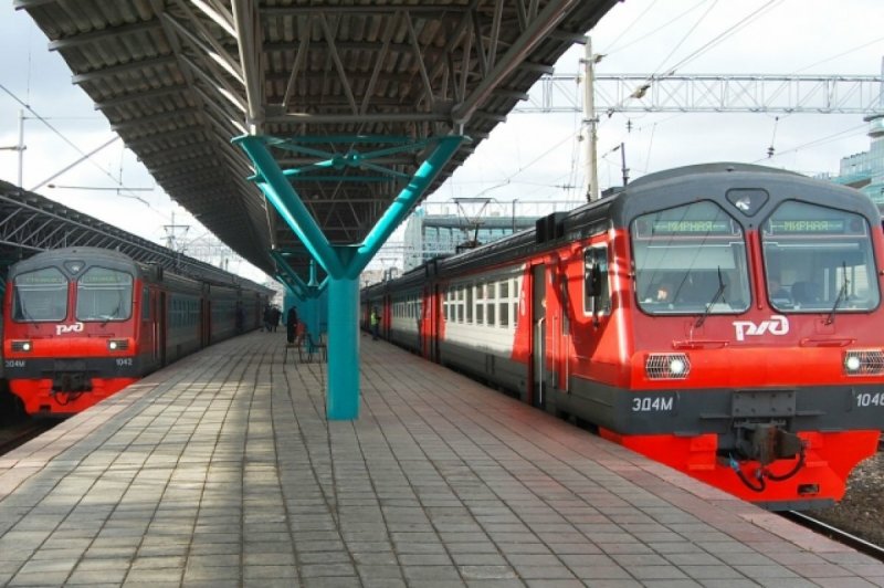 Электропоезд Самара
