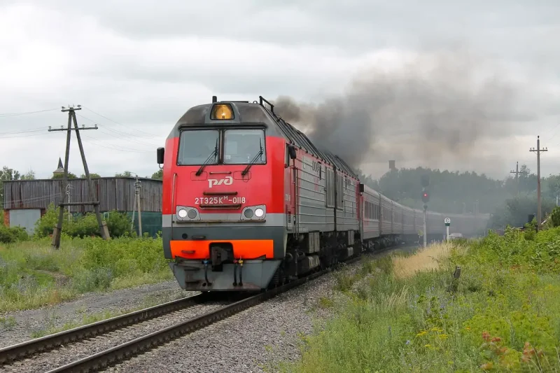 Локомотив 2тэ25км