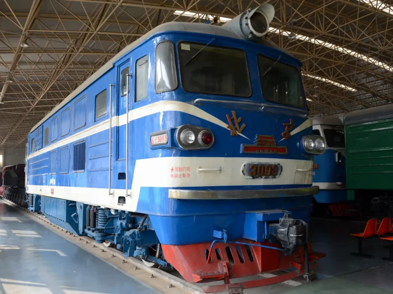 Электровоз China ss6