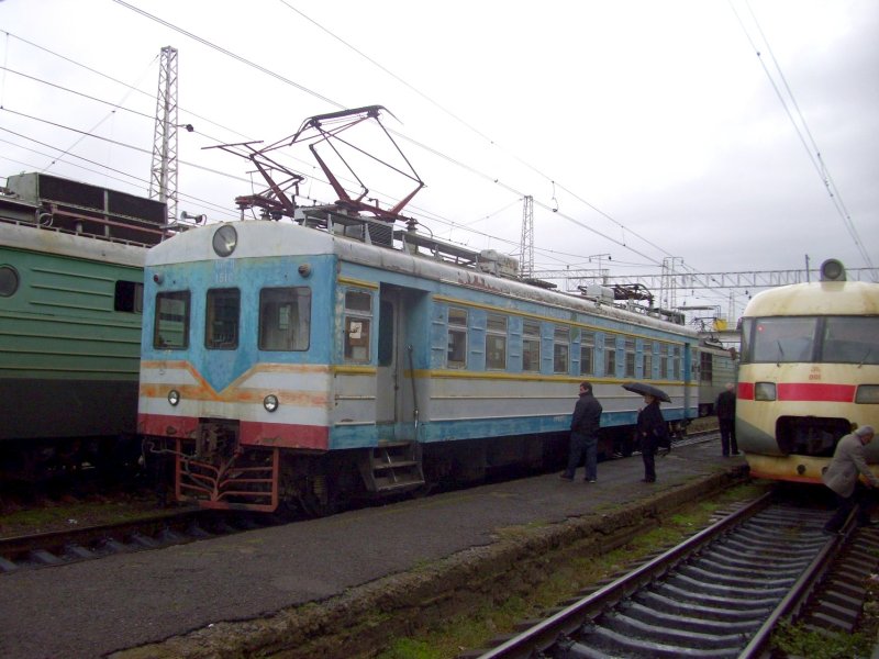 Электропоезд ср3-1775