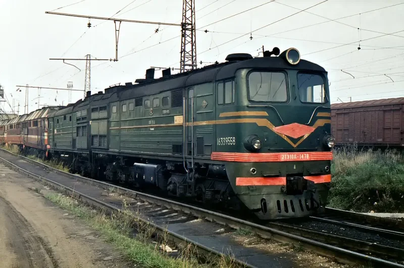2тэ10 Ершов депо