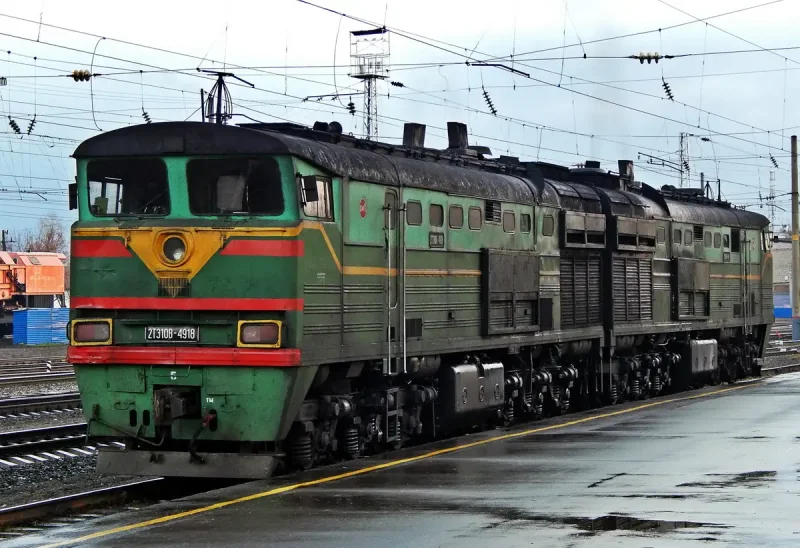 Тепловоз 2тэ10в 4457