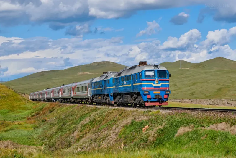 Дизель электровоз ge c30-7