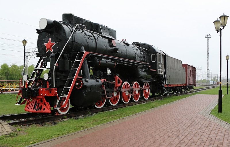 Паровоз-памятник л-0186/Барнаул