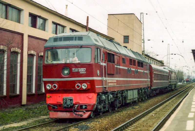 Тепловоз тэп80-0002