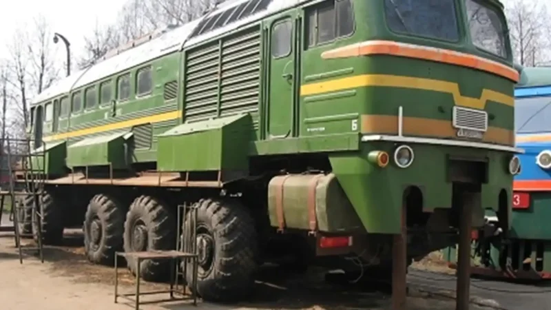 Тепловоз м62 на колесах